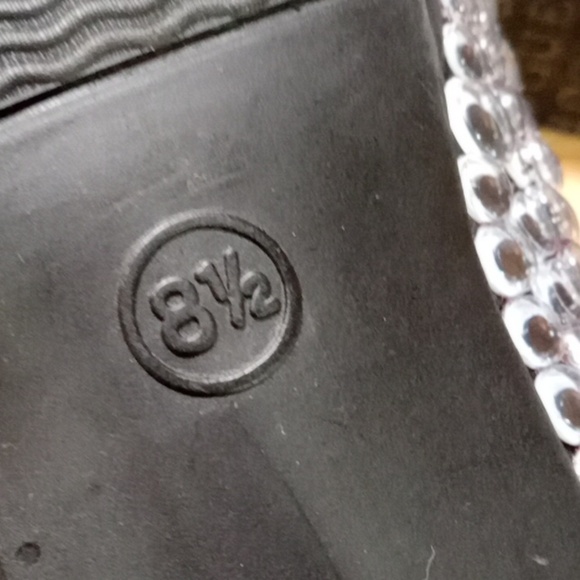 Unique Redesigned Googly Eyes 5.5 Inch Women's Heels - Picture 5 of 7